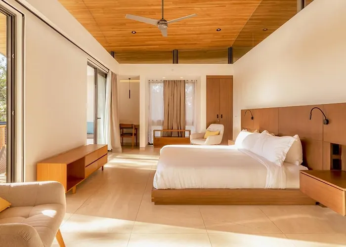 Nimbu East Tamarindo